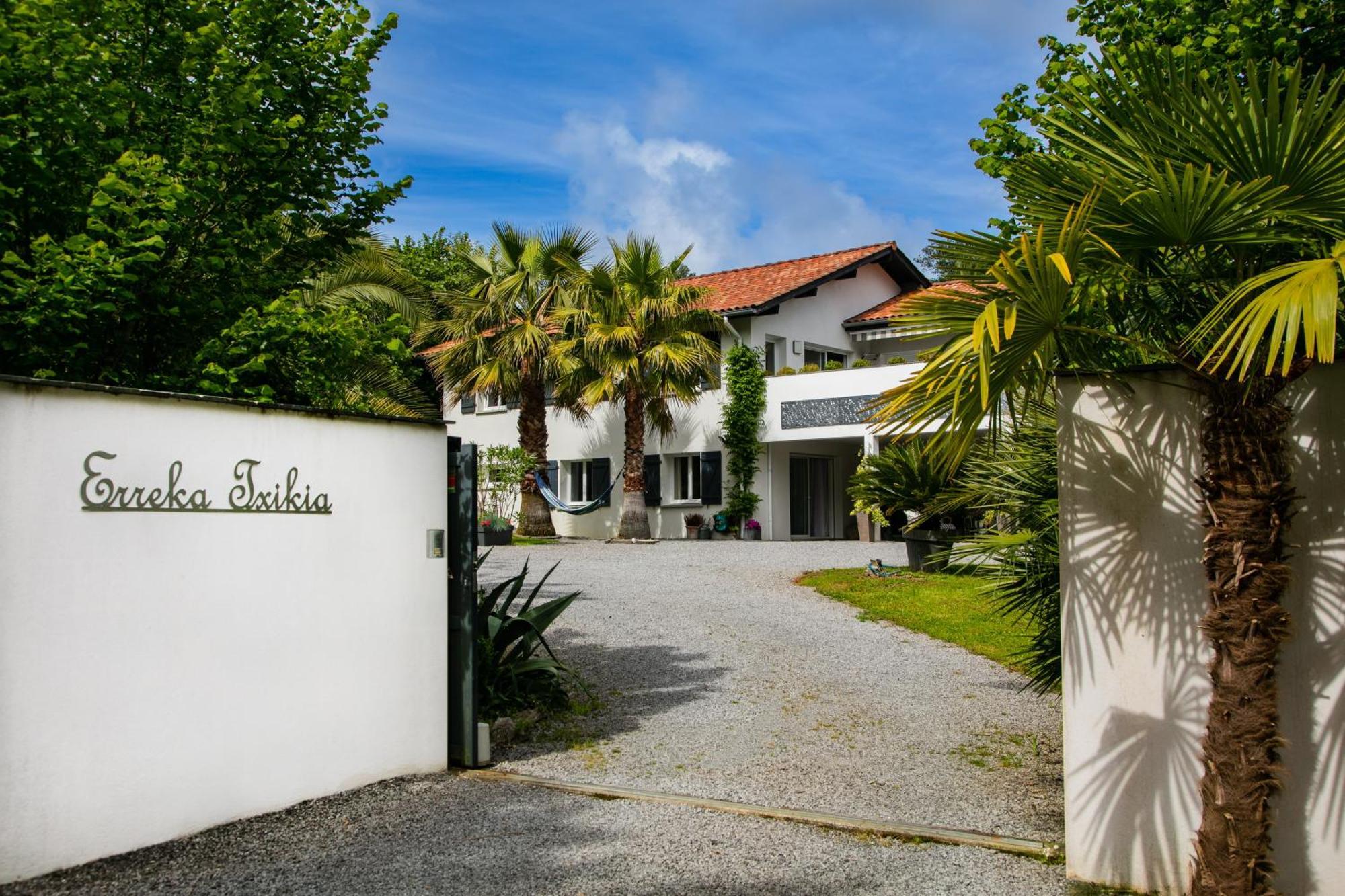 Erreka Txikia Bed & Breakfast Urrugne Eksteriør bilde